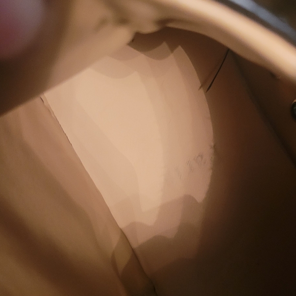 Christian Louboutin - Picture 3 of 3